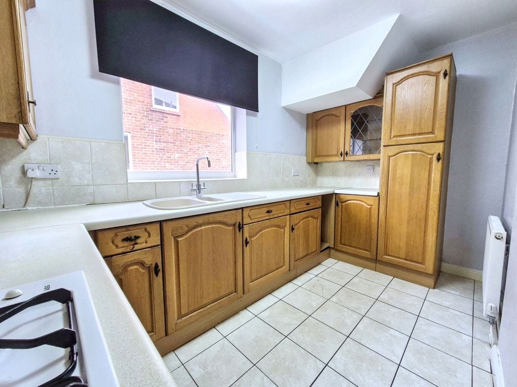 Property image 9 of 23