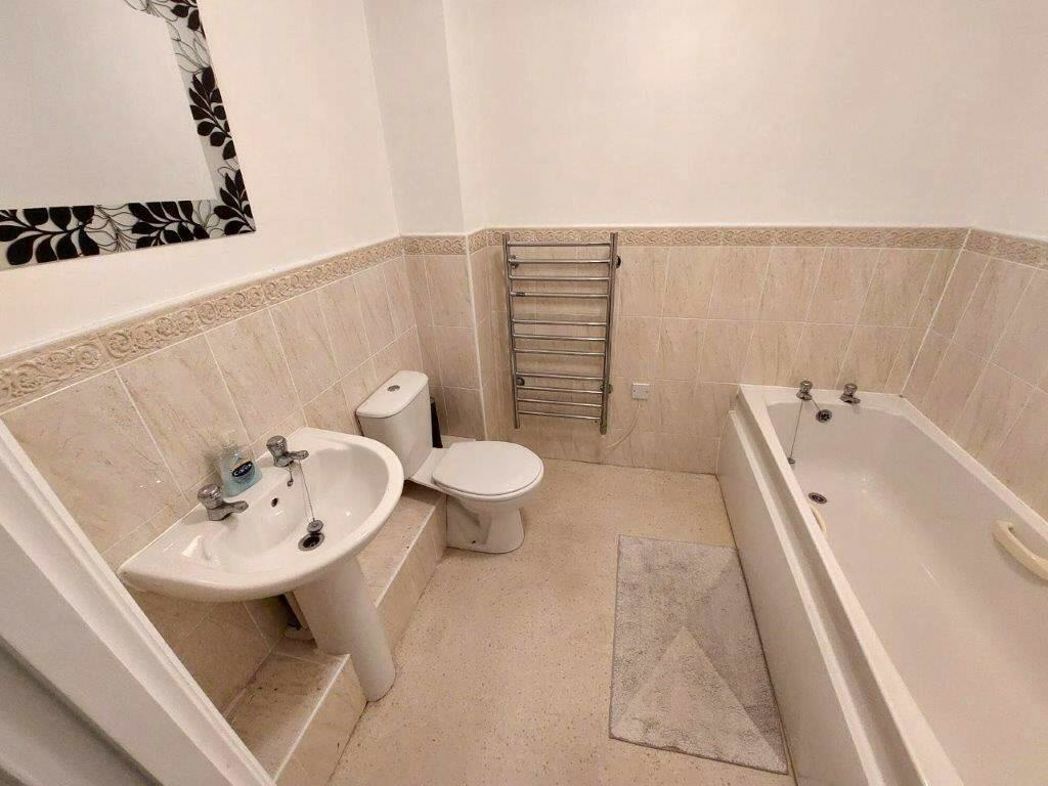 100, Manchester, Greater Manchester, M9 8FL