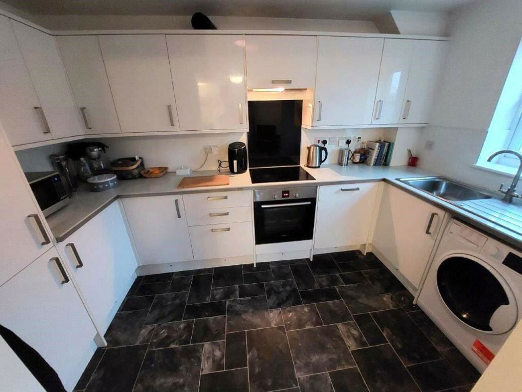 100, Manchester, Greater Manchester, M9 8FL