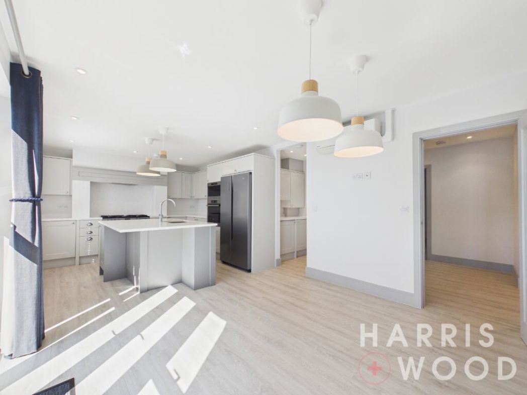 Property image 7 of 43
