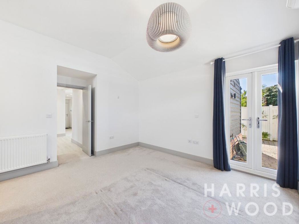 Property image 10 of 43