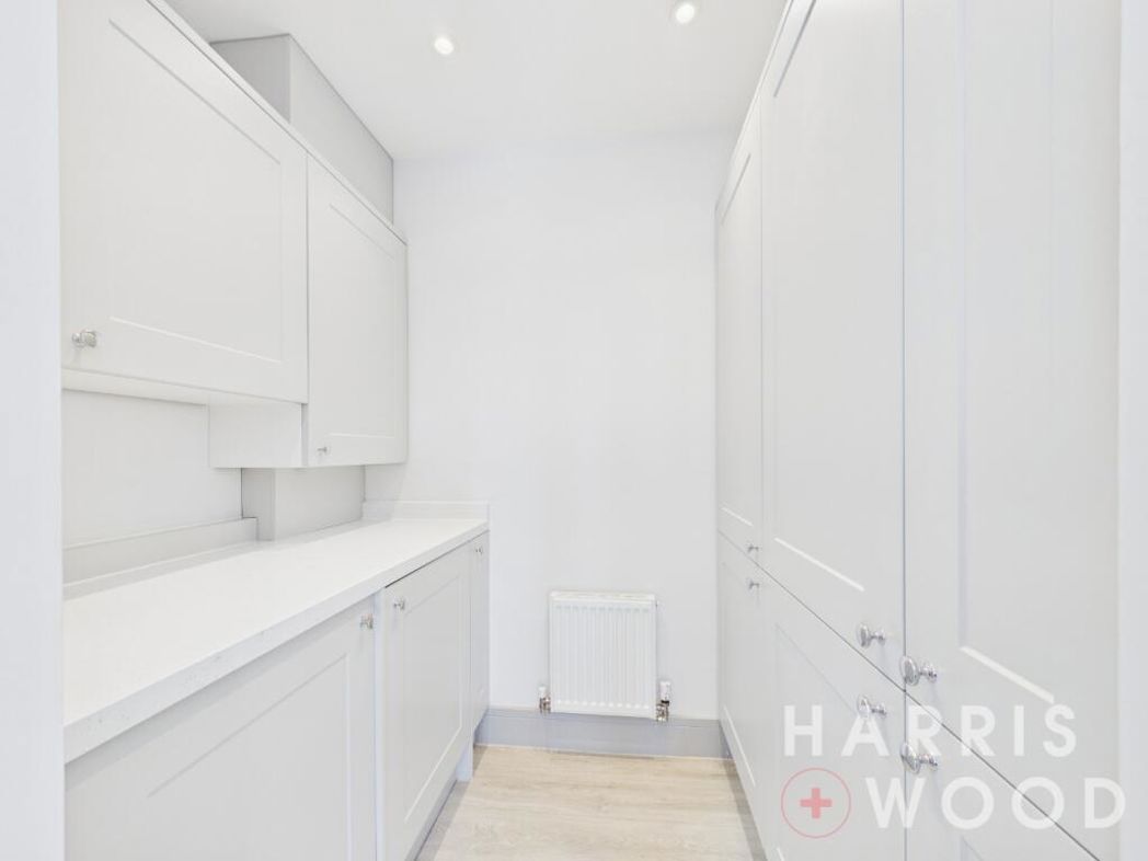 Property image 11 of 43