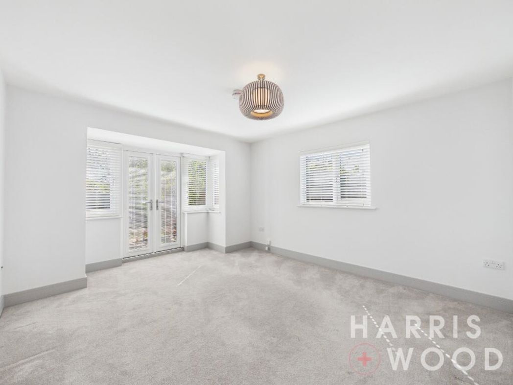Property image 13 of 43