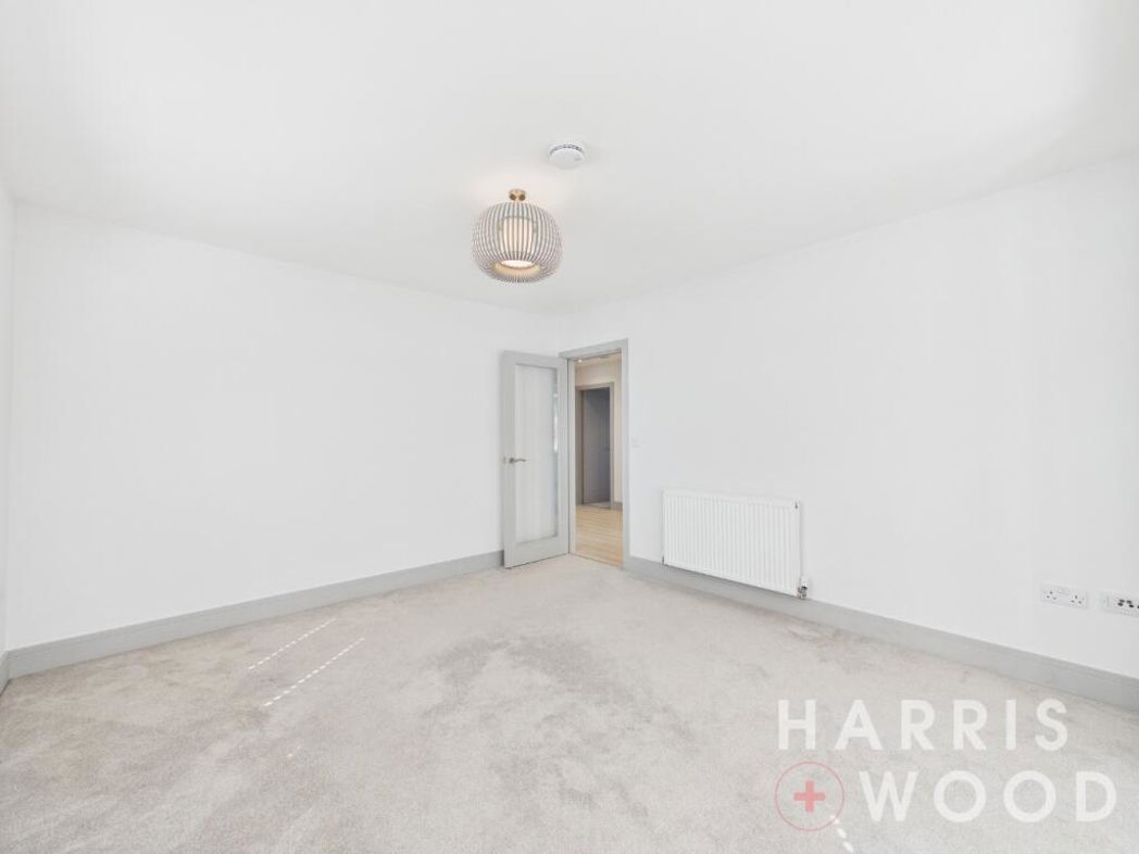Property image 14 of 43