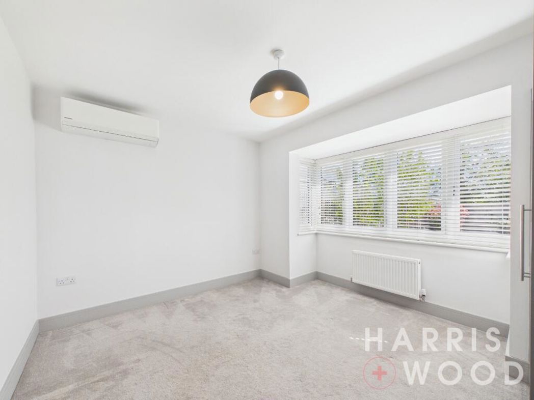 Property image 16 of 43