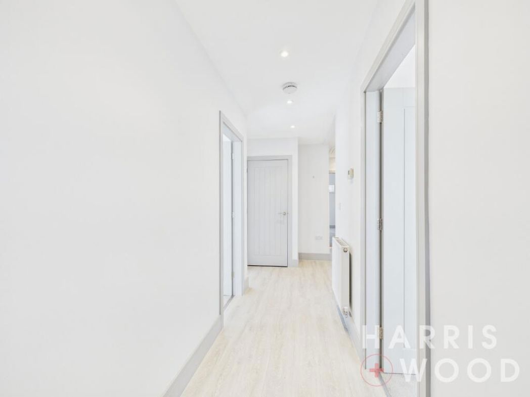 Property image 26 of 43