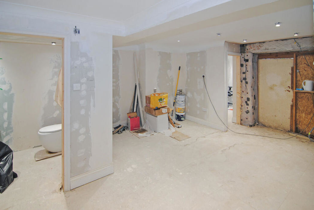 Property image 2 of 6