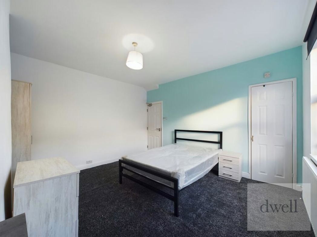 Property image 6 of 13
