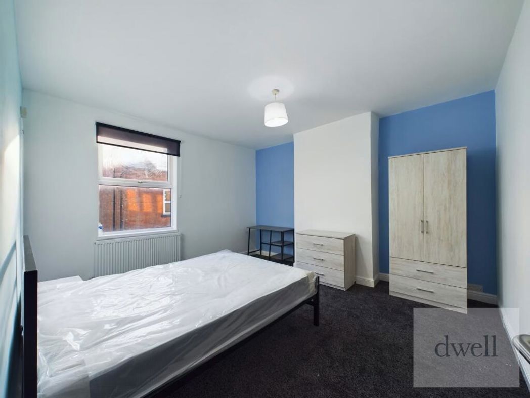 Property image 7 of 13
