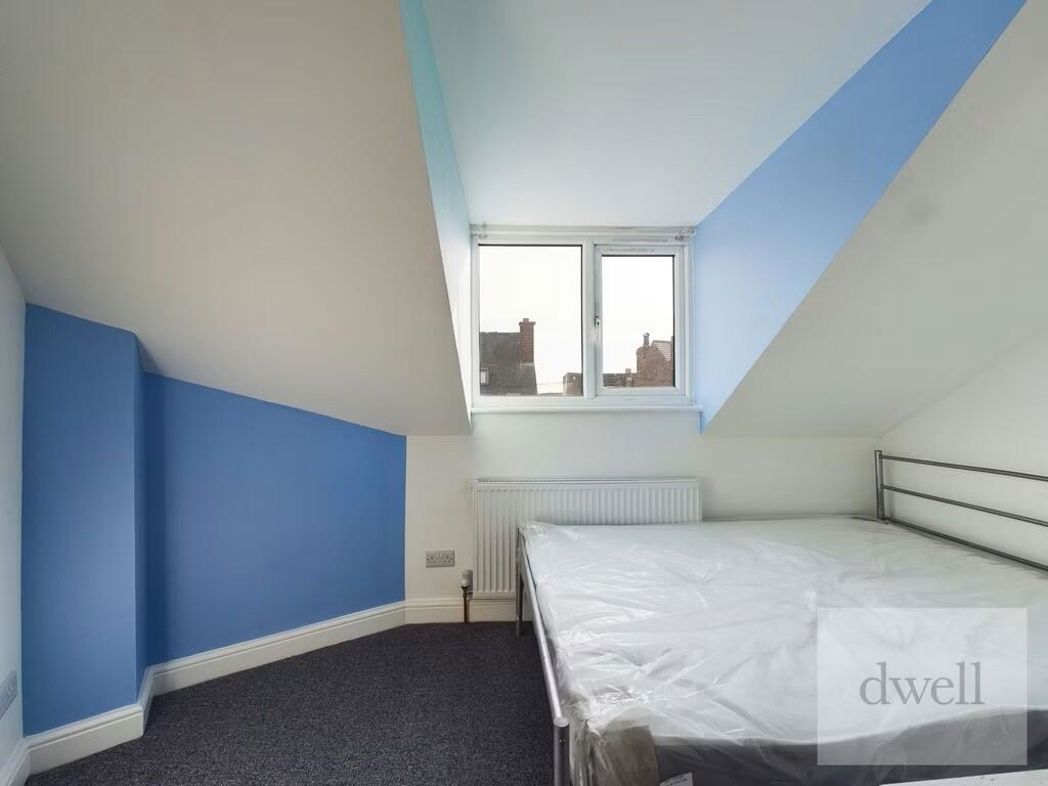 Property image 12 of 13