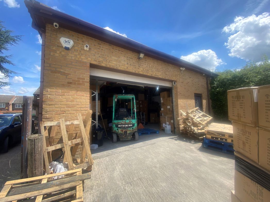 Property image 3 of 19