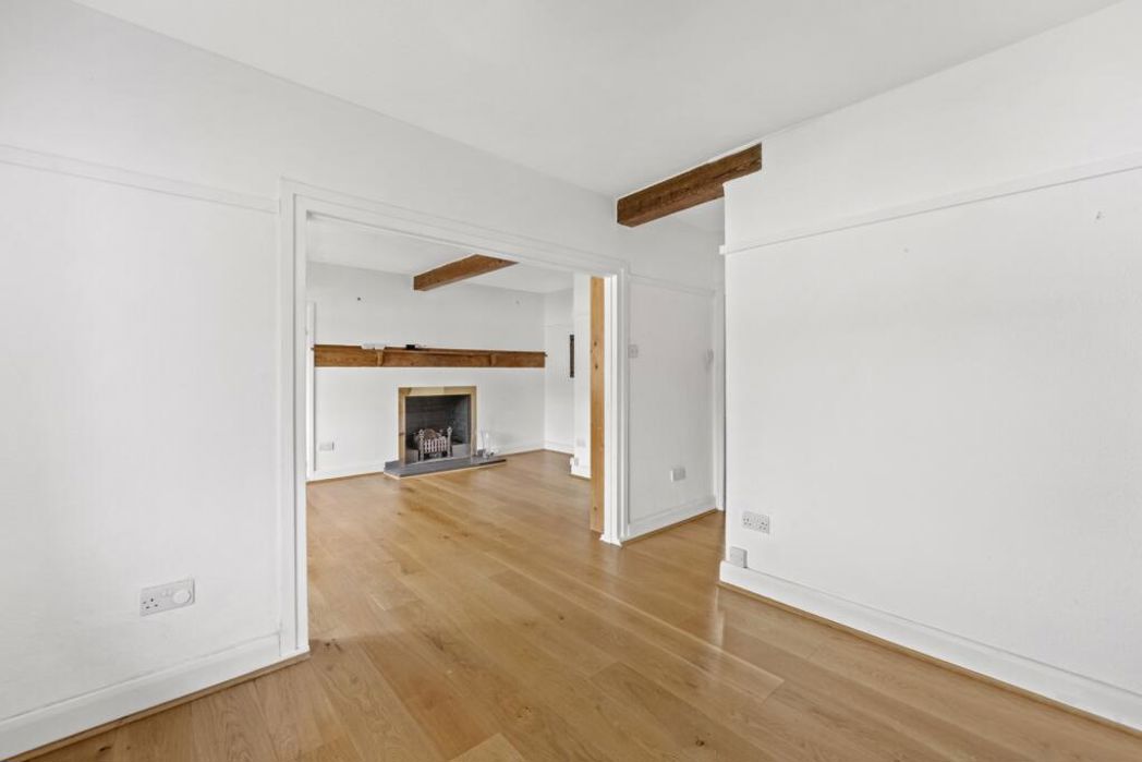 Property image 4 of 22