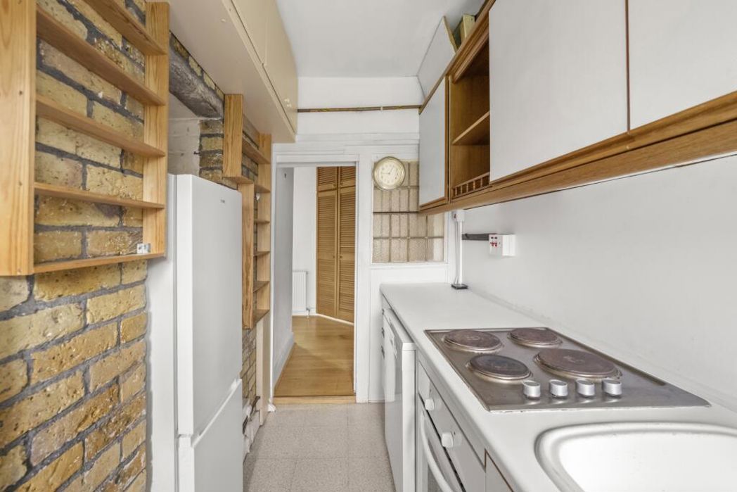 Property image 6 of 22