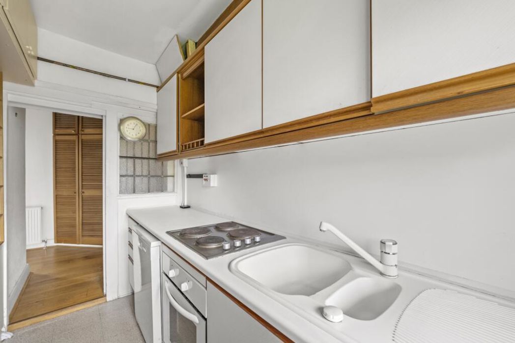 Property image 8 of 22