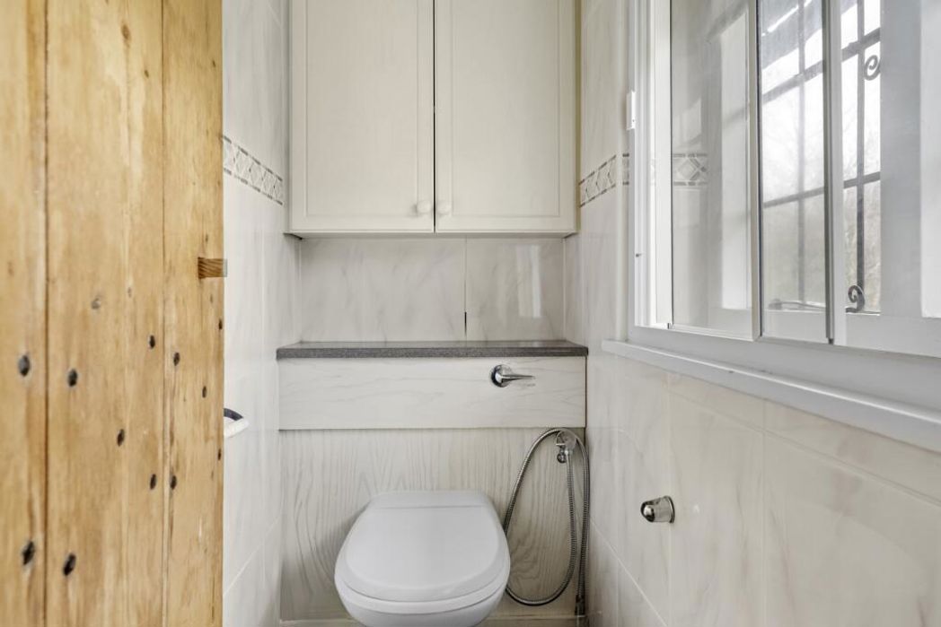 Property image 15 of 22