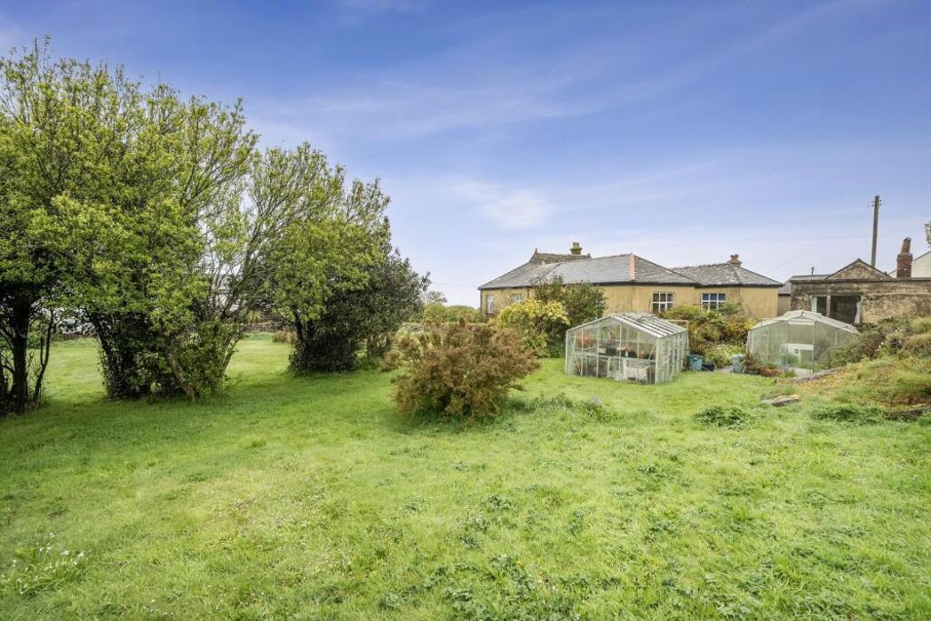 Property image 23 of 25