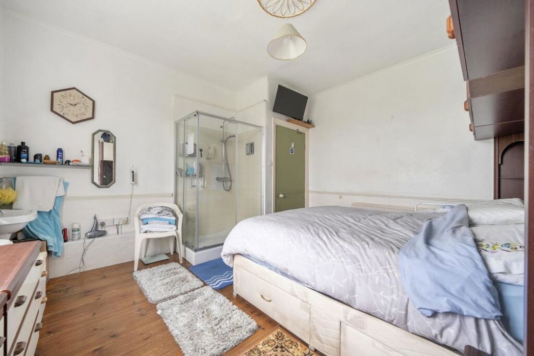 Property image 13 of 25