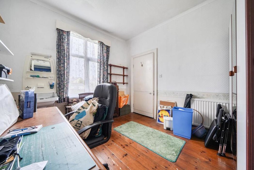 Property image 14 of 25