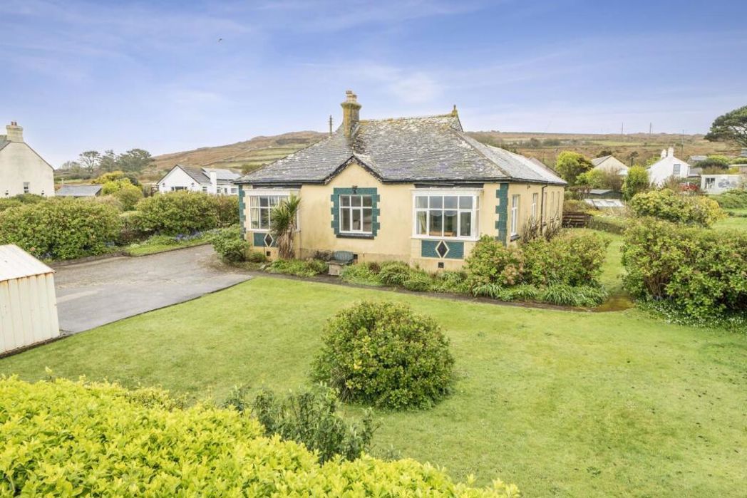 Property image 2 of 25