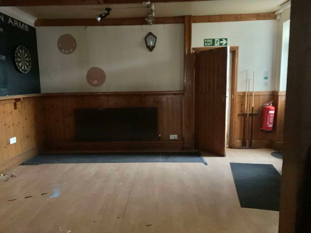 49, Neath, Neath Port Talbot, SA11 1AR