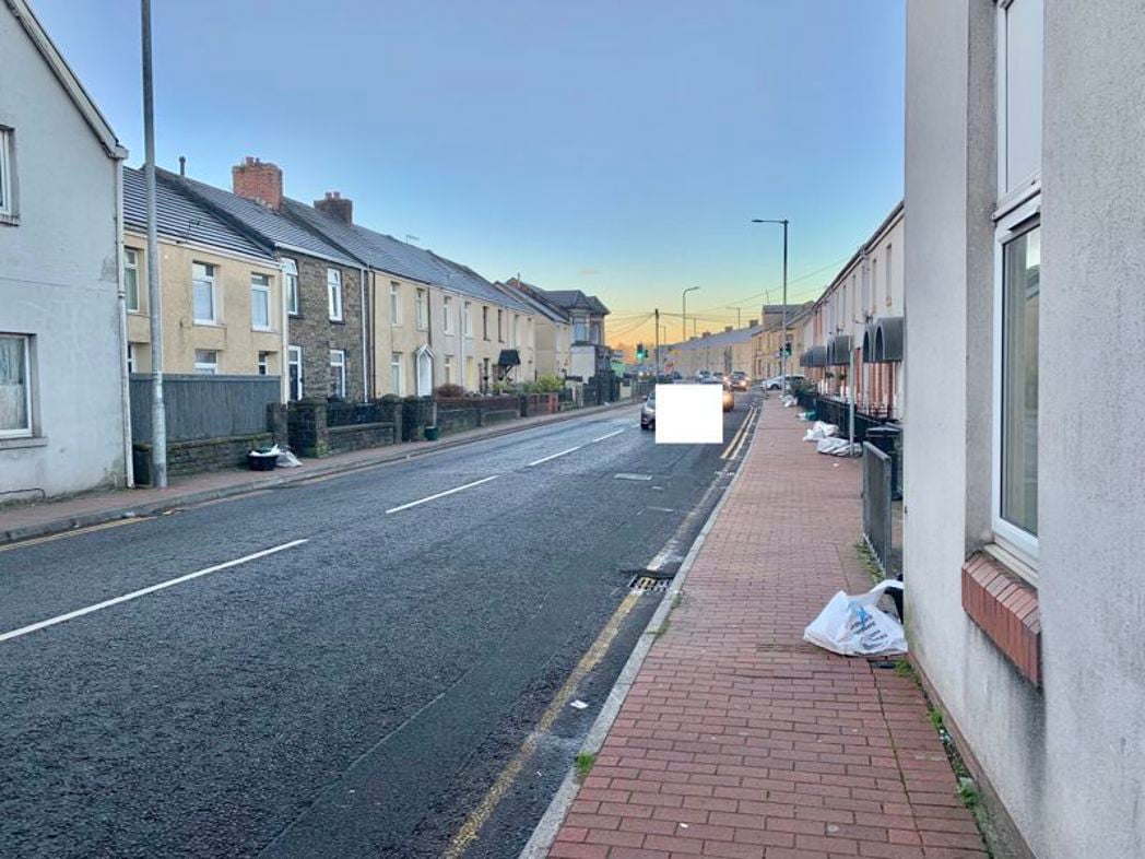 49, Neath, Neath Port Talbot, SA11 1AR