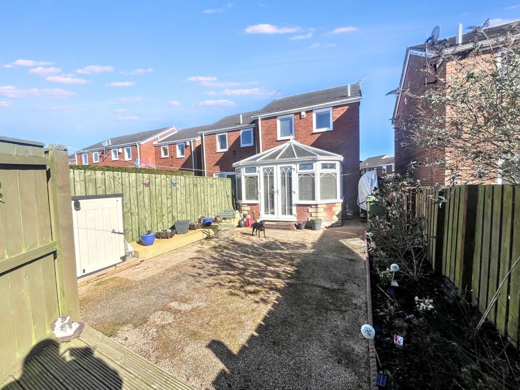 Property image 2 of 11