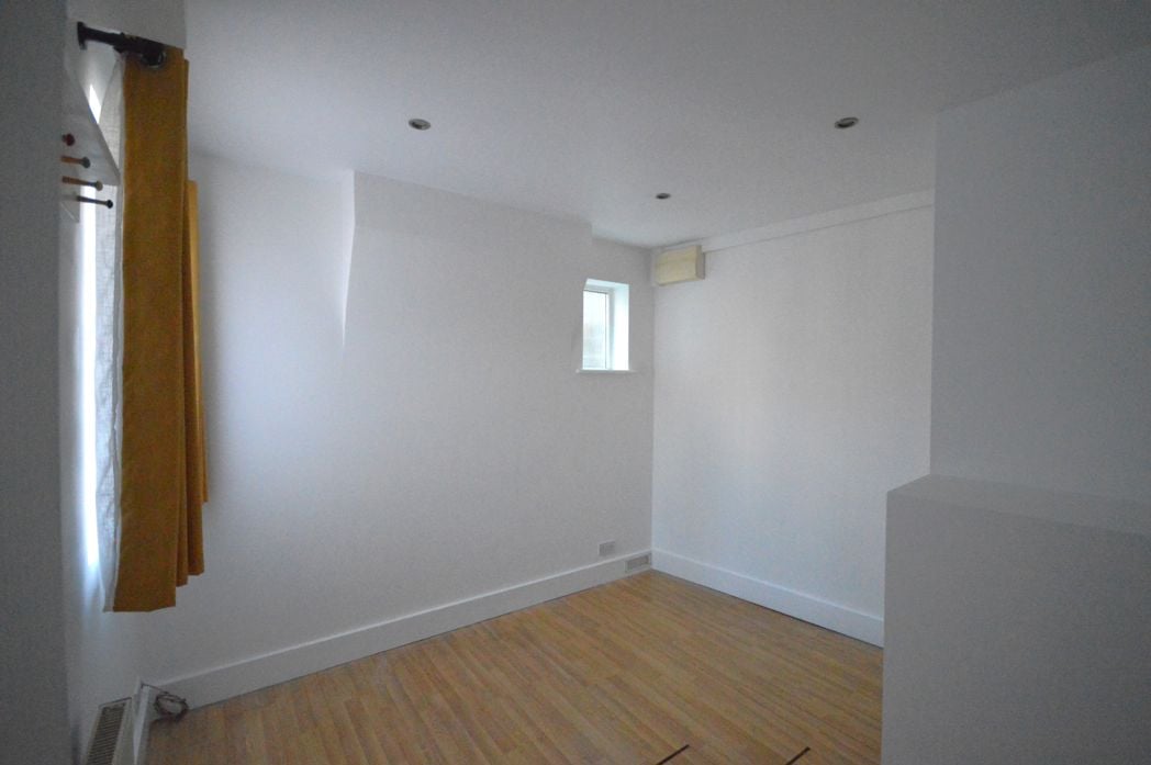 Property image 4 of 7