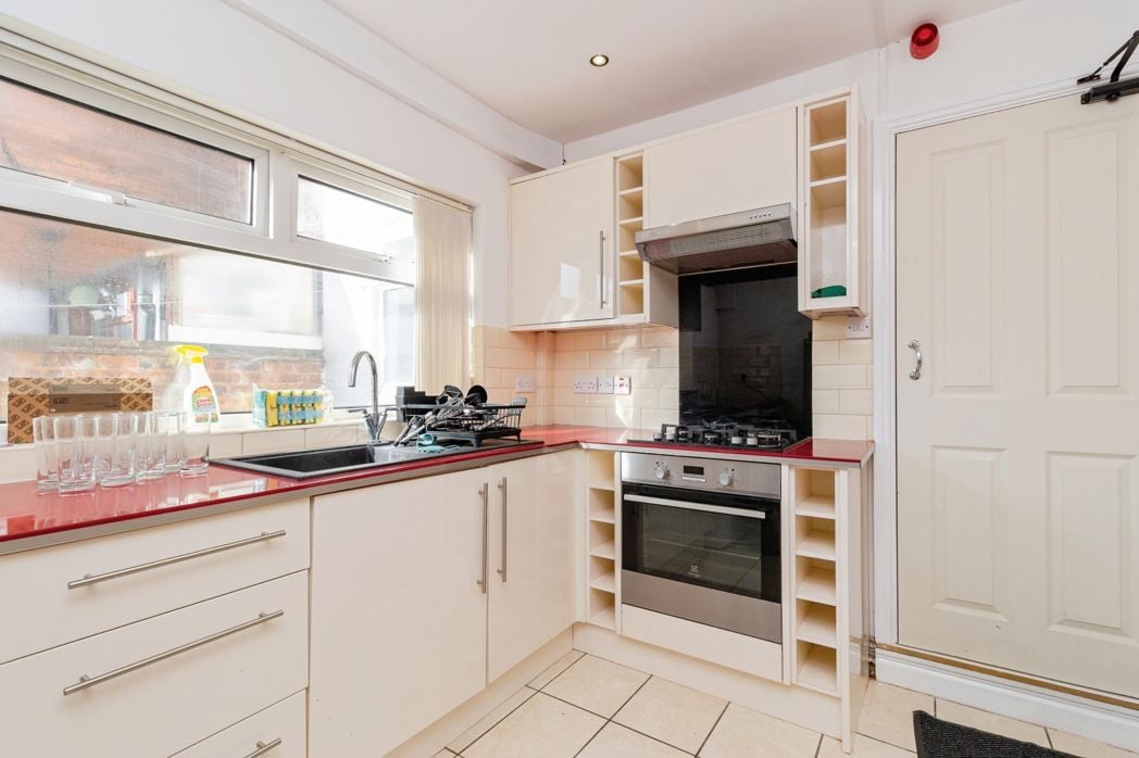 Property image 14 of 21