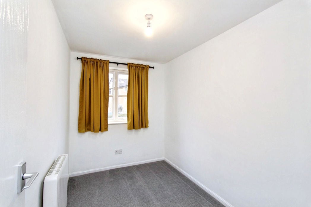 Property image 7 of 8