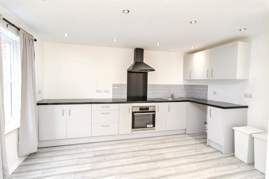 Property image 4 of 8