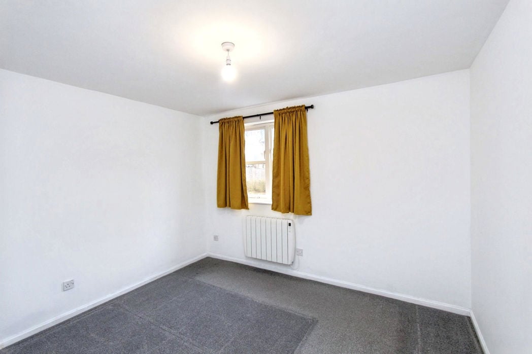 Property image 6 of 8
