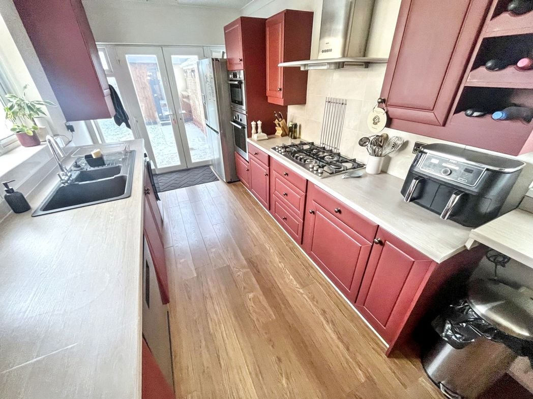Property image 6 of 15