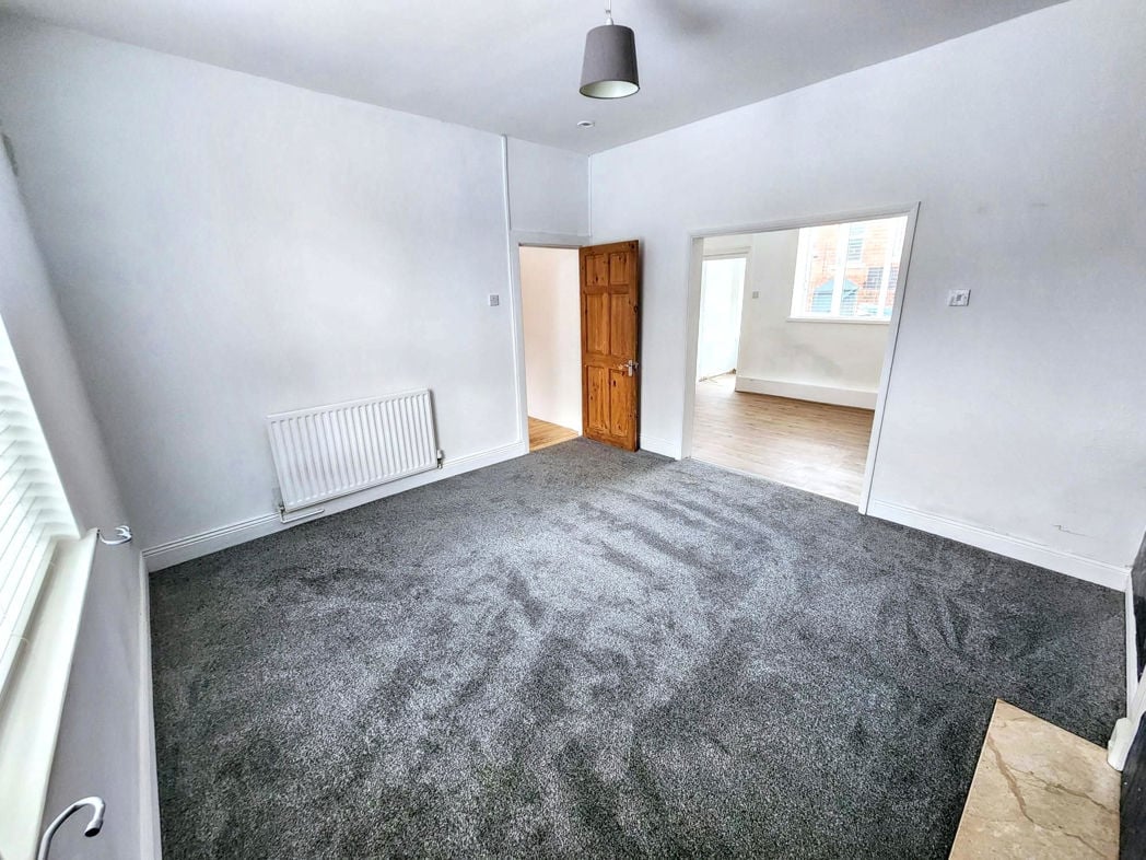 Property image 4 of 14