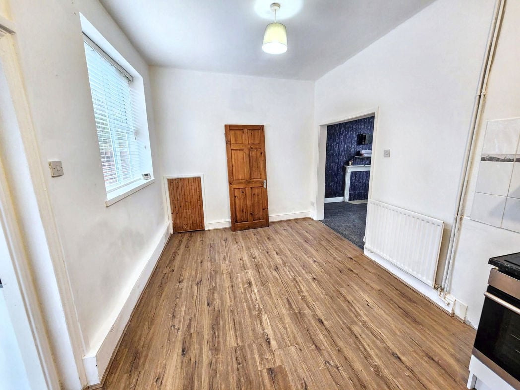 Property image 7 of 14