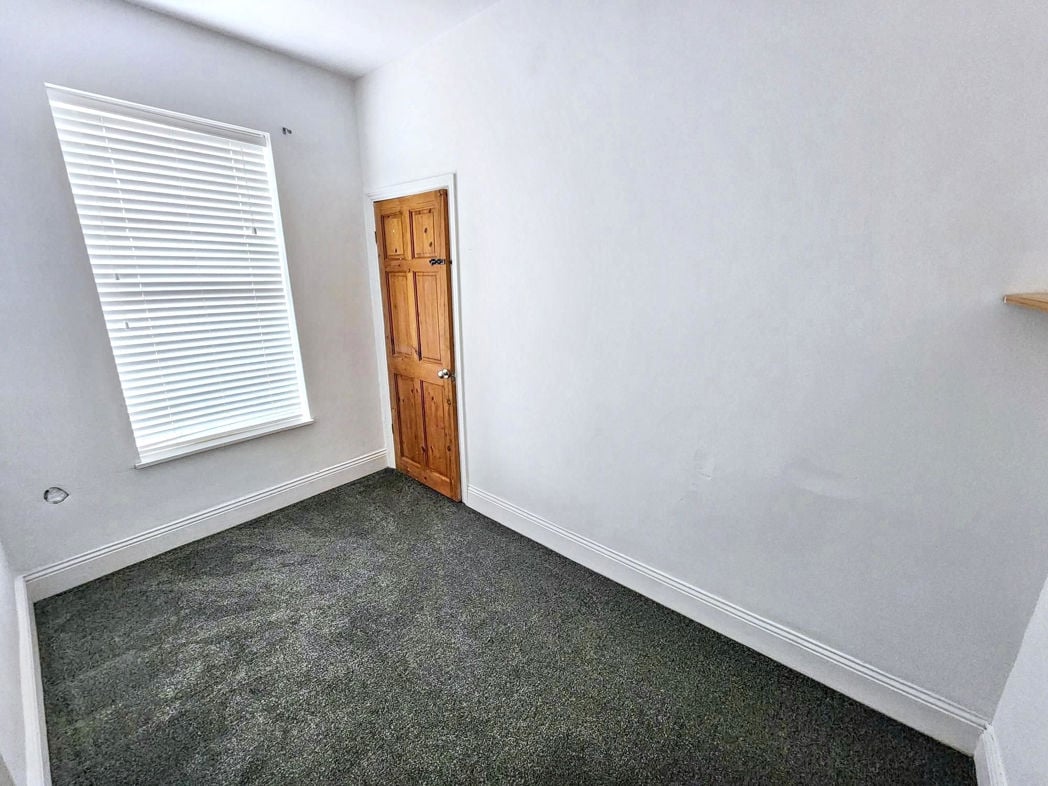 Property image 12 of 14