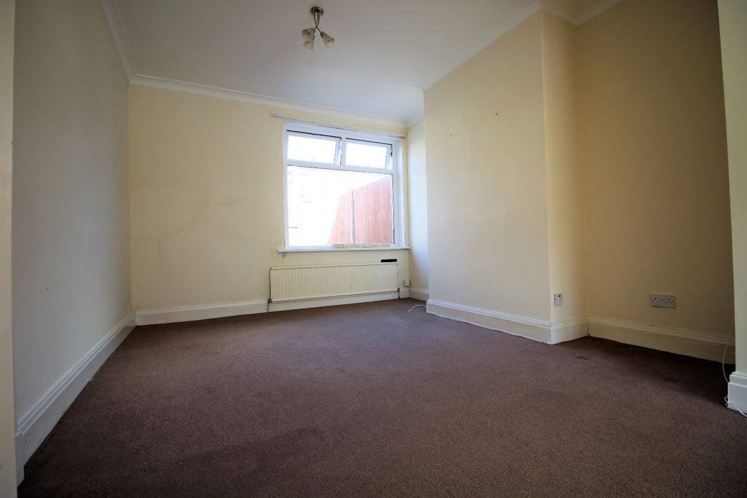 Property image 6 of 7