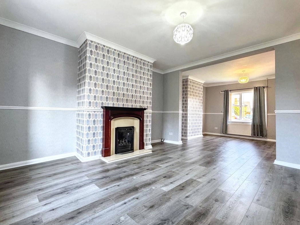 Property image 2 of 18