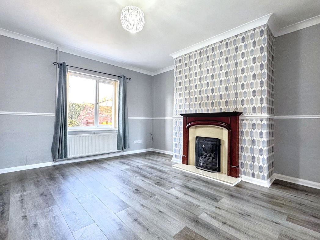Property image 5 of 18