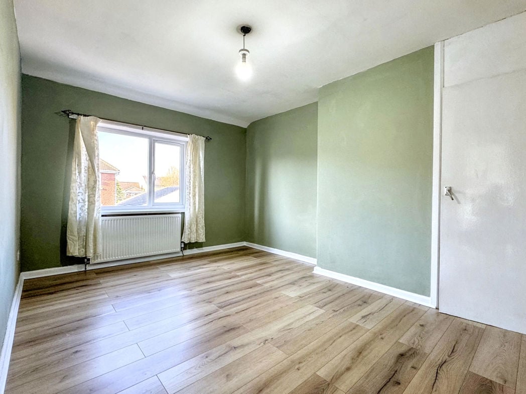 Property image 10 of 18