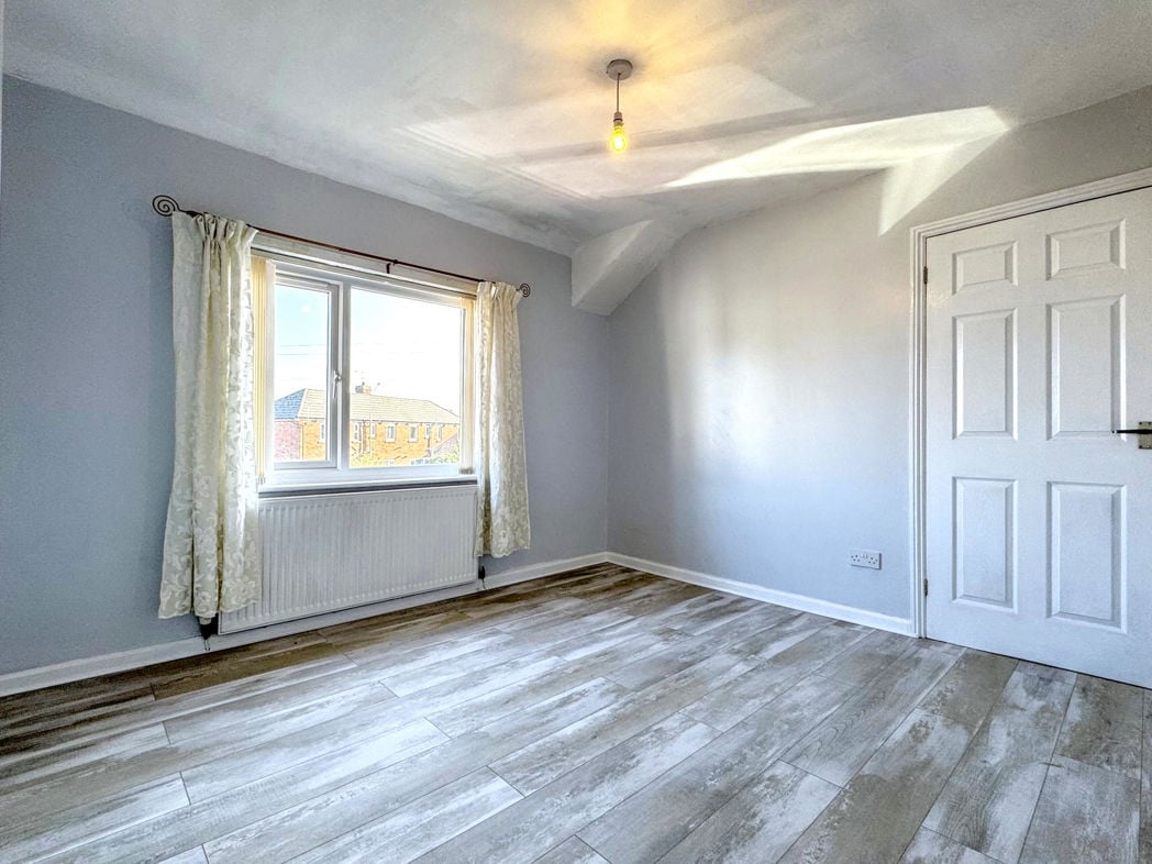 Property image 13 of 18