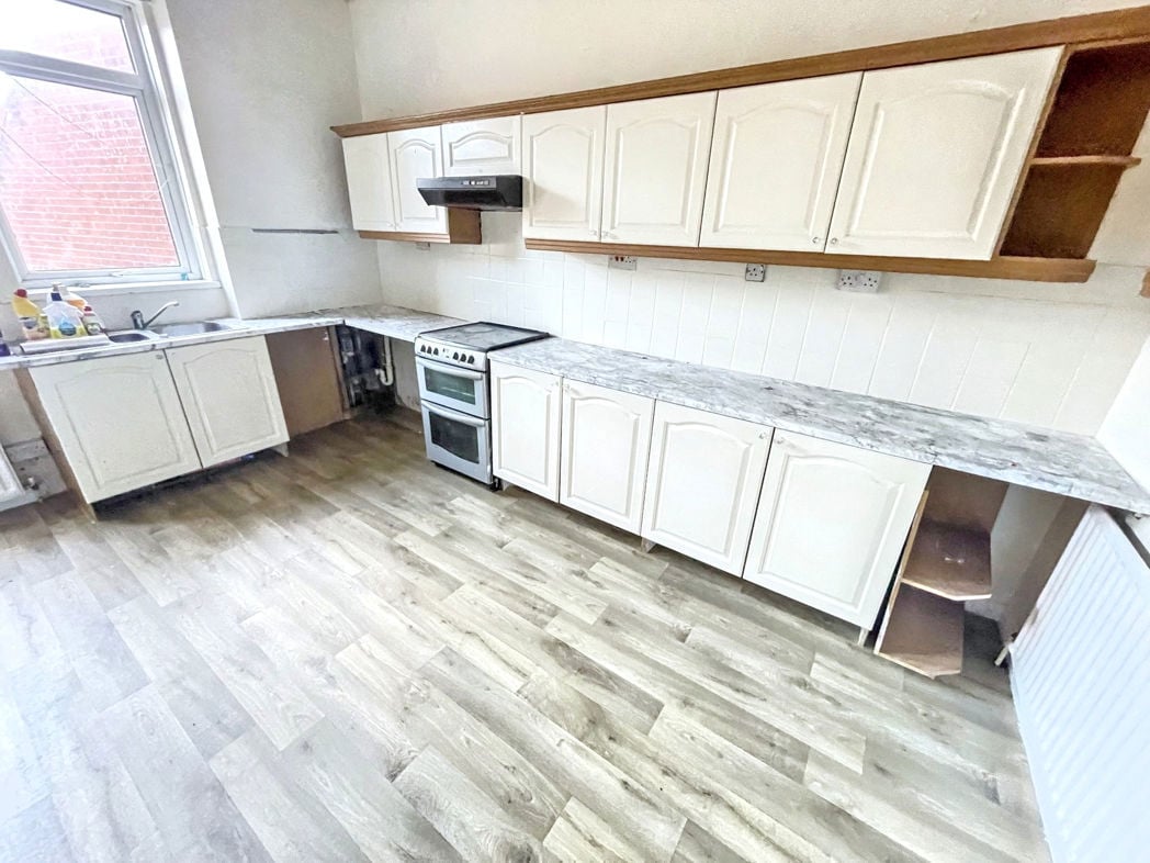 Property image 3 of 9