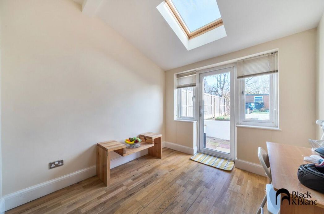 Property image 7 of 20