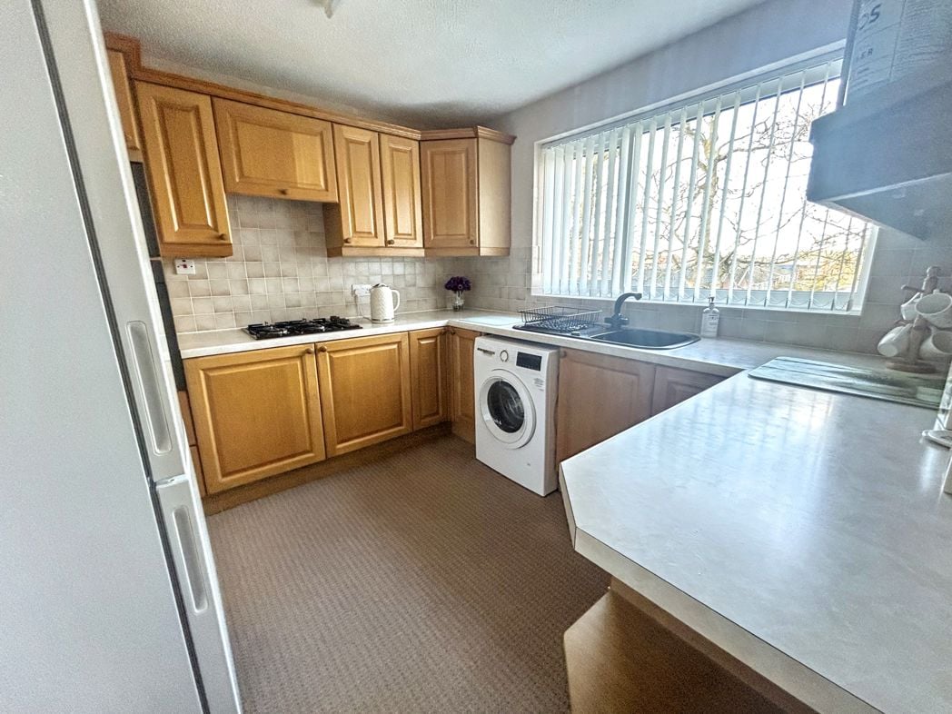 Property image 2 of 10