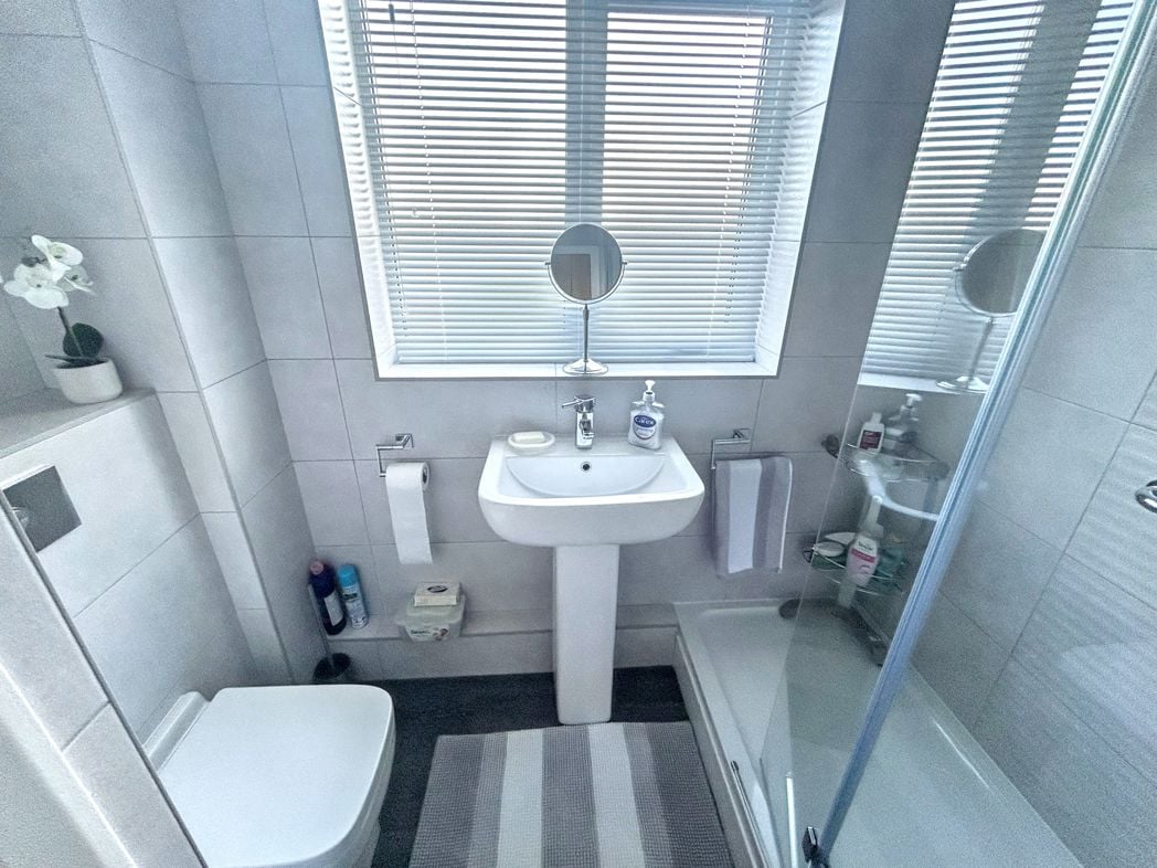 Property image 3 of 10