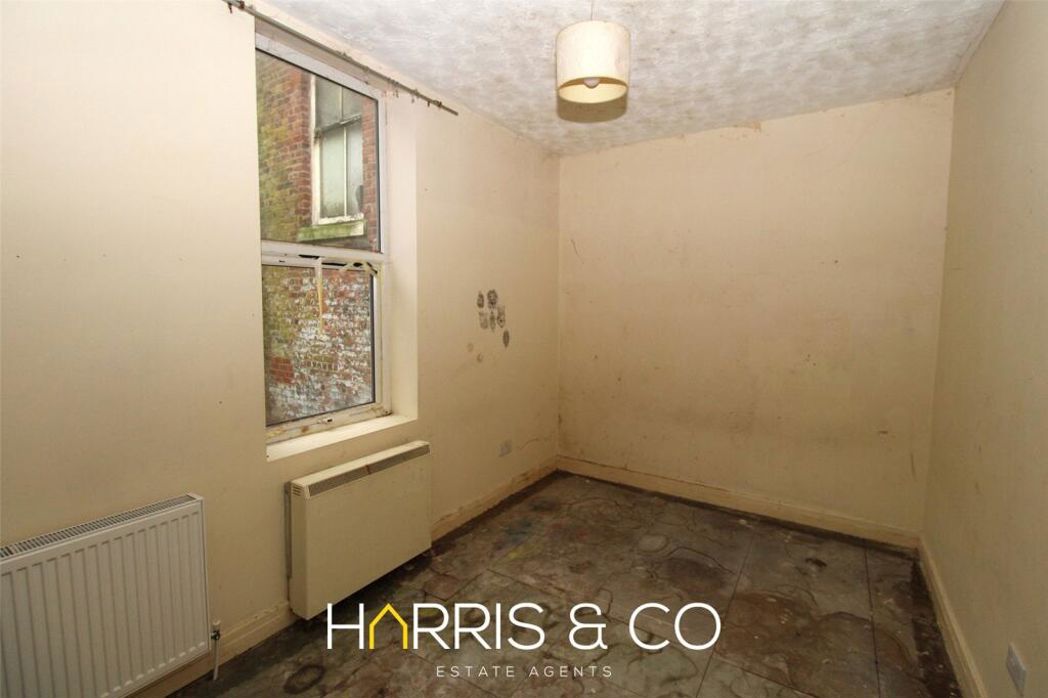 Property image 11 of 12