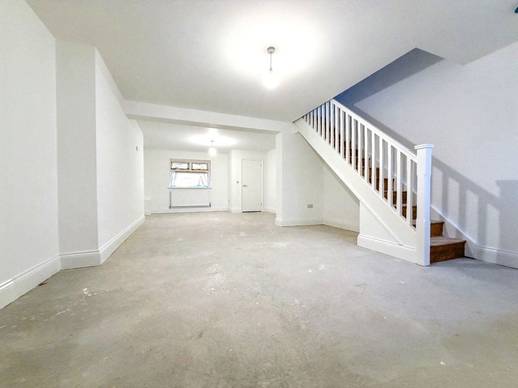 Property image 2 of 17