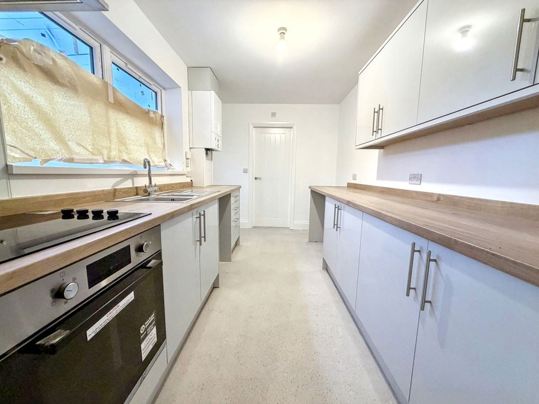 Property image 3 of 17