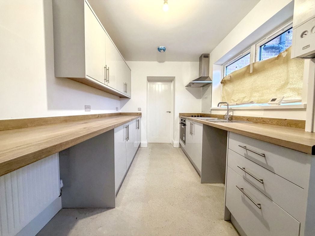 Property image 7 of 17