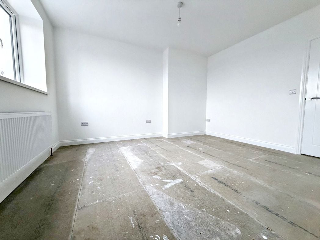Property image 10 of 17