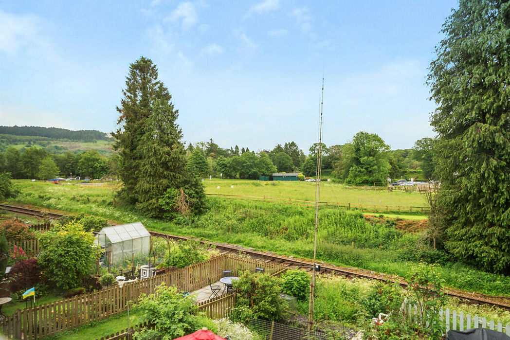 Property image 16 of 22